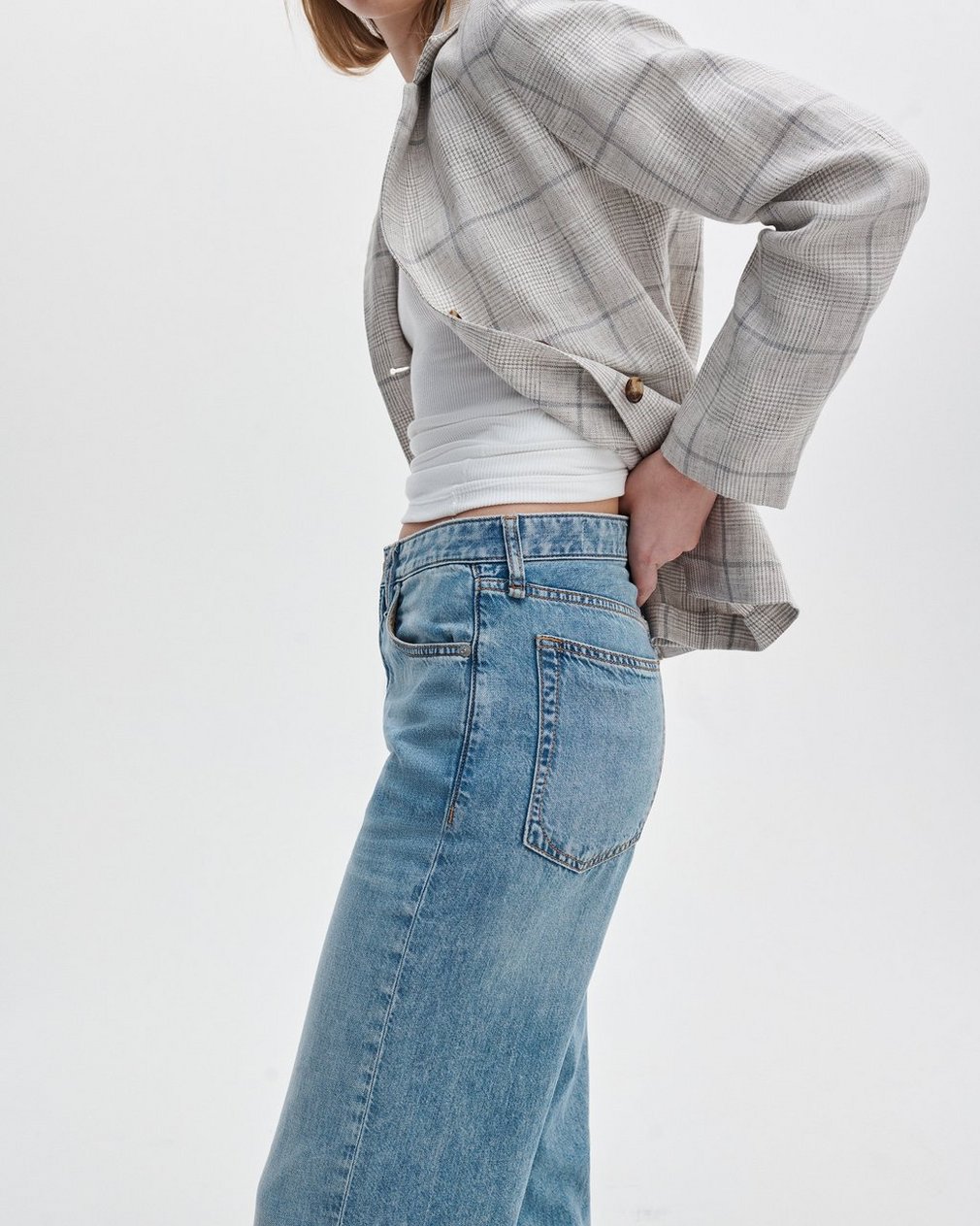 Featherweight Logan Wide-Leg Jean - Audrey - Image 4