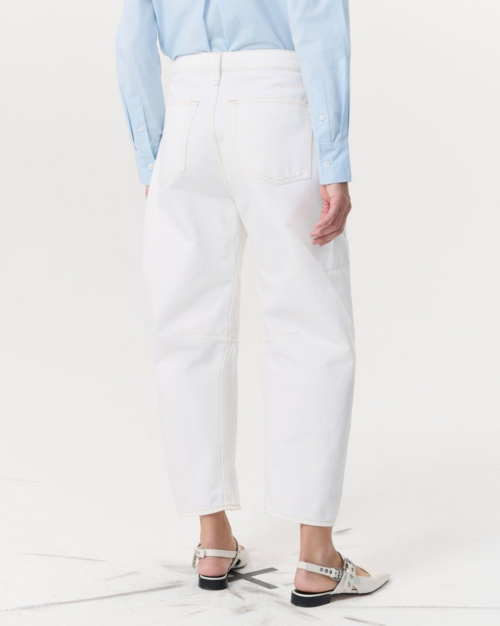 Charlie Ankle-Length Barrel Jeans - White - Image 5