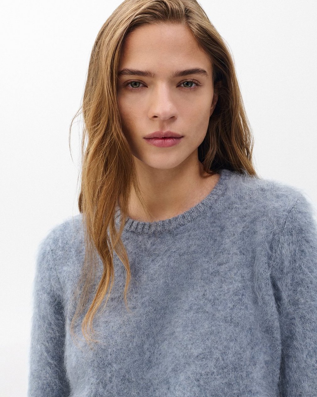 Jada Brushed Short-Sleeve Crewneck - Heather Grey - Image 5