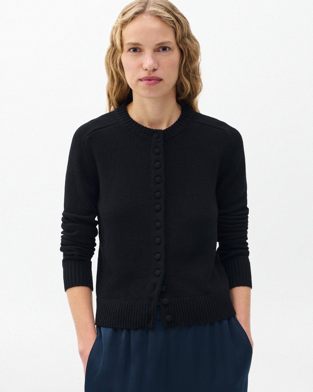 Wallace Crewneck Cardigan - Black - Image 5