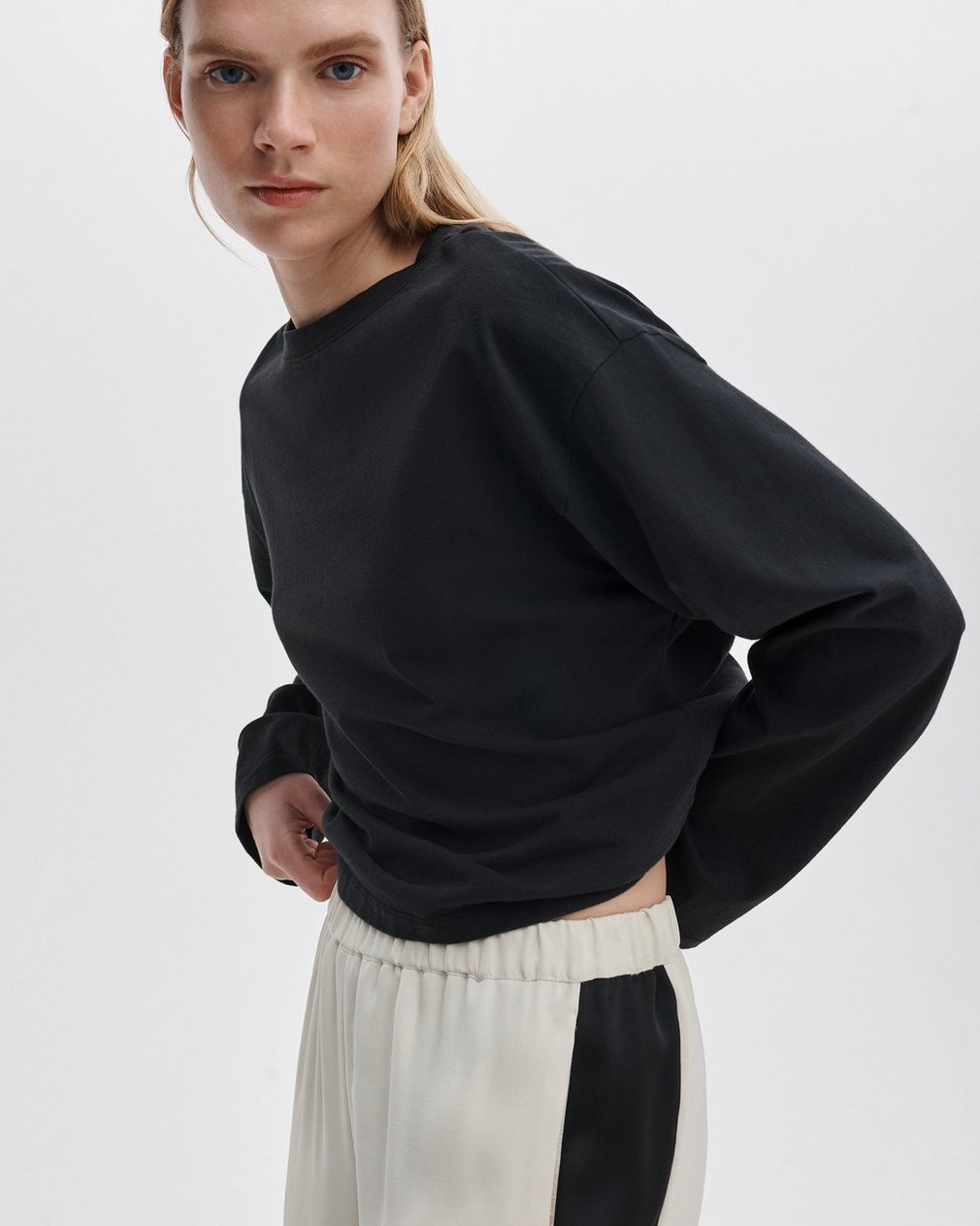Kelly Boxy Long-Sleeve Tee - Black - Image 5