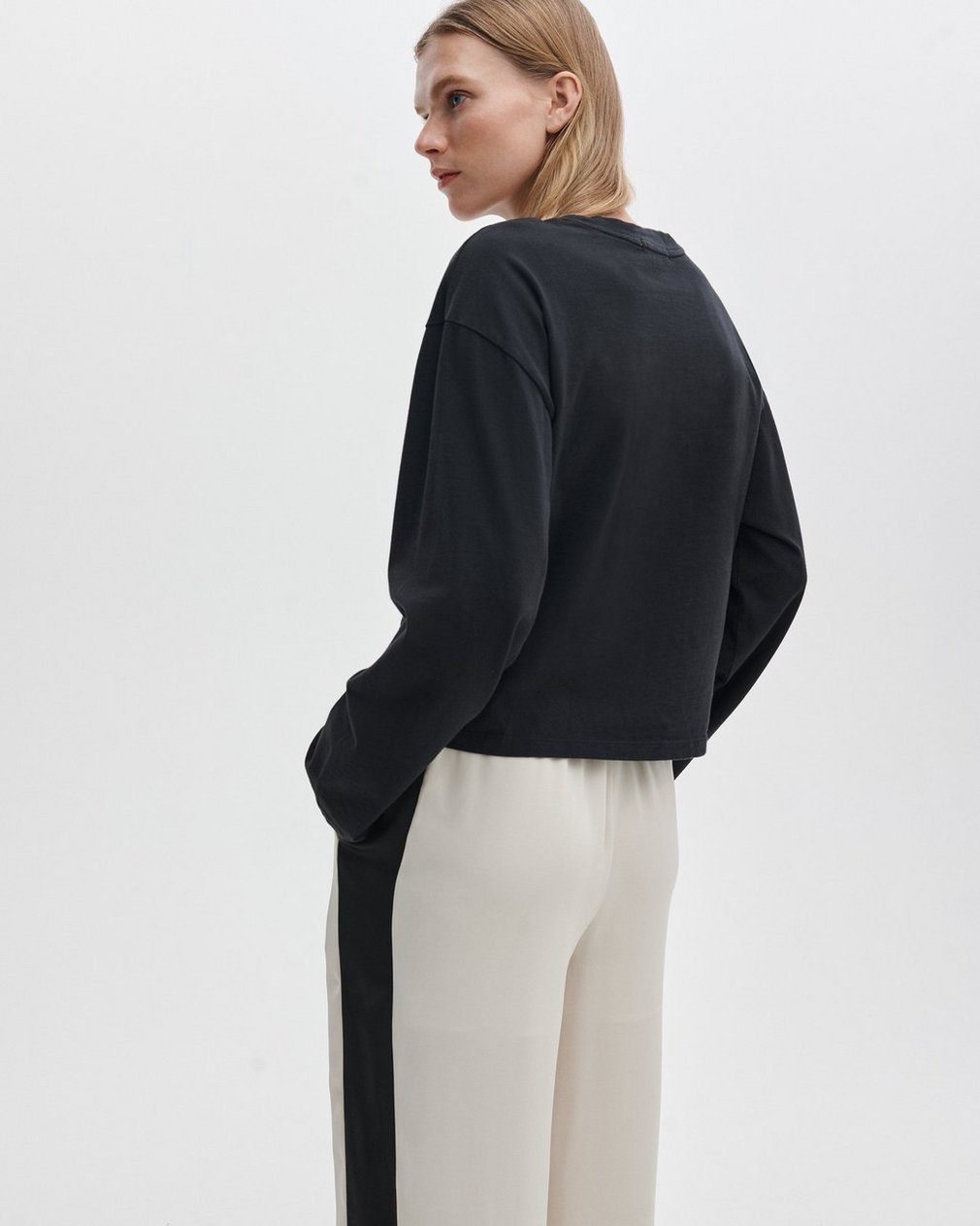 Kelly Boxy Long-Sleeve Tee - Black - Image 6