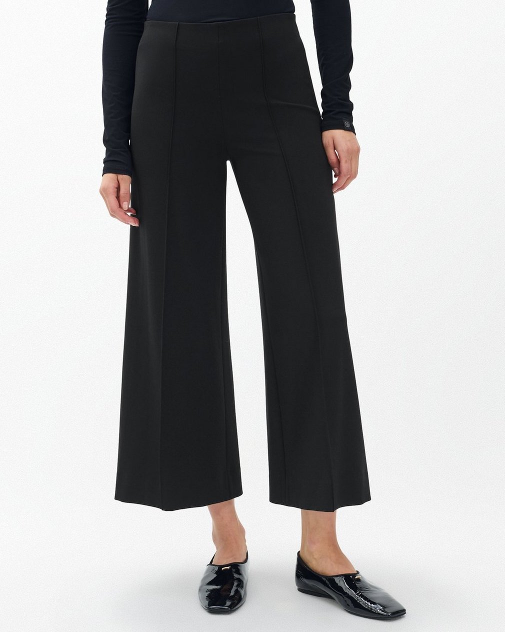 Irina Wide-Leg Culotte - Black - Image 5