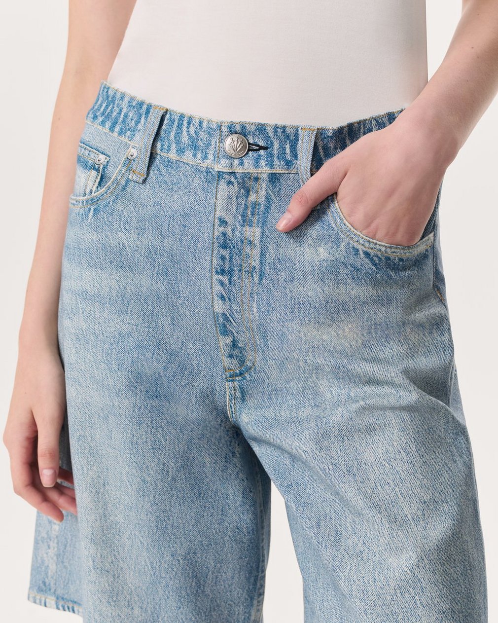 Miramar McKenna Shorts - Sea Side - Image 6