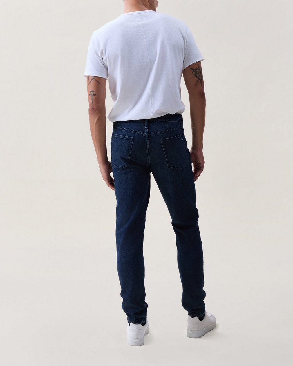 rb Fit 2 Slim Jeans - Fairburn - Image 2
