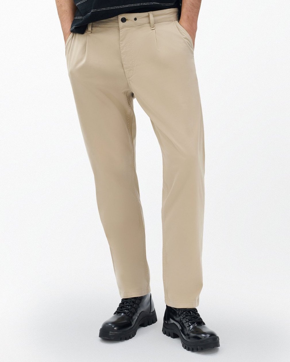 Evan Pleated Stretch Twill Chinos - Light Metal - Image 4