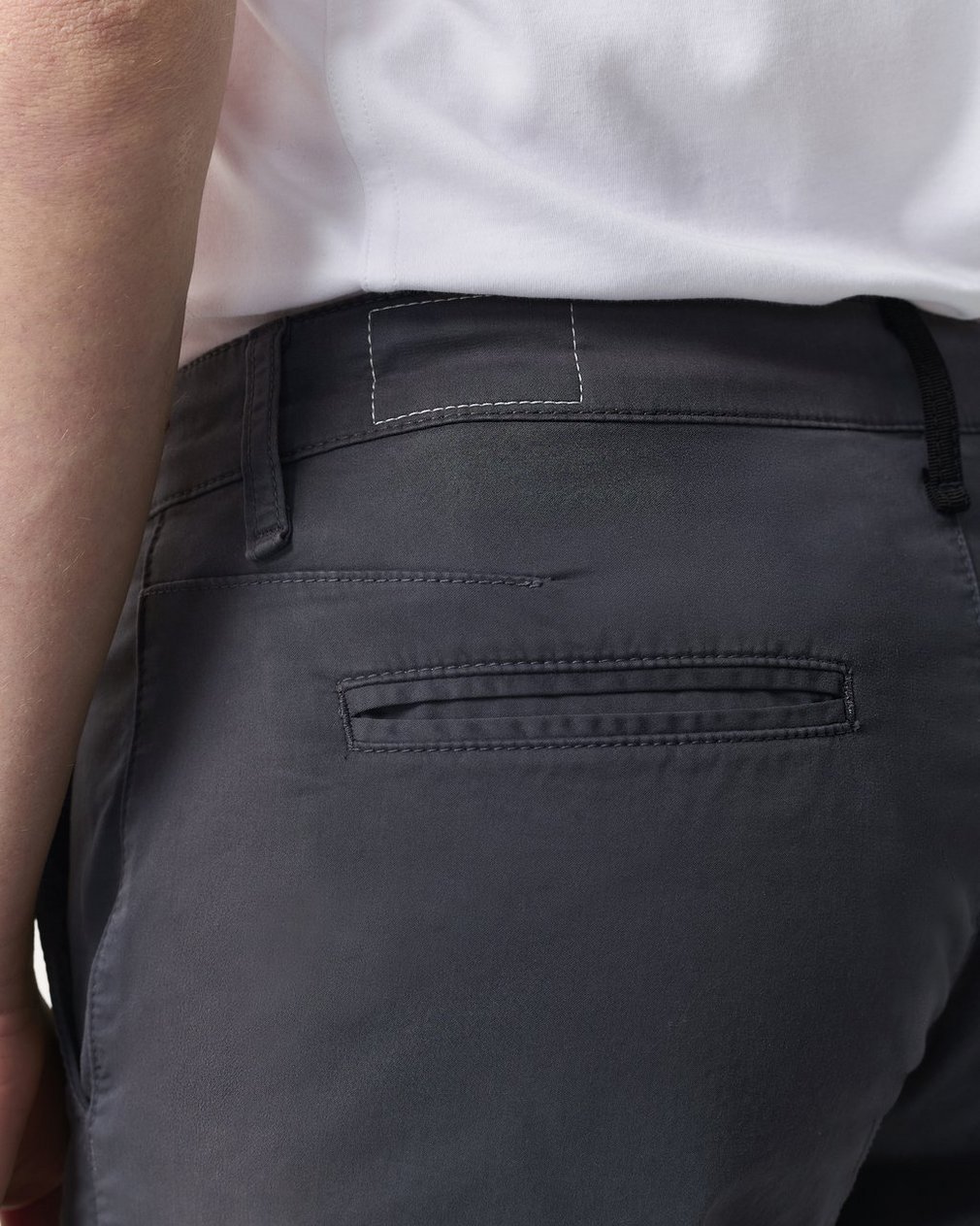 Standard Chino Shorts - Ink Blue - Image 4