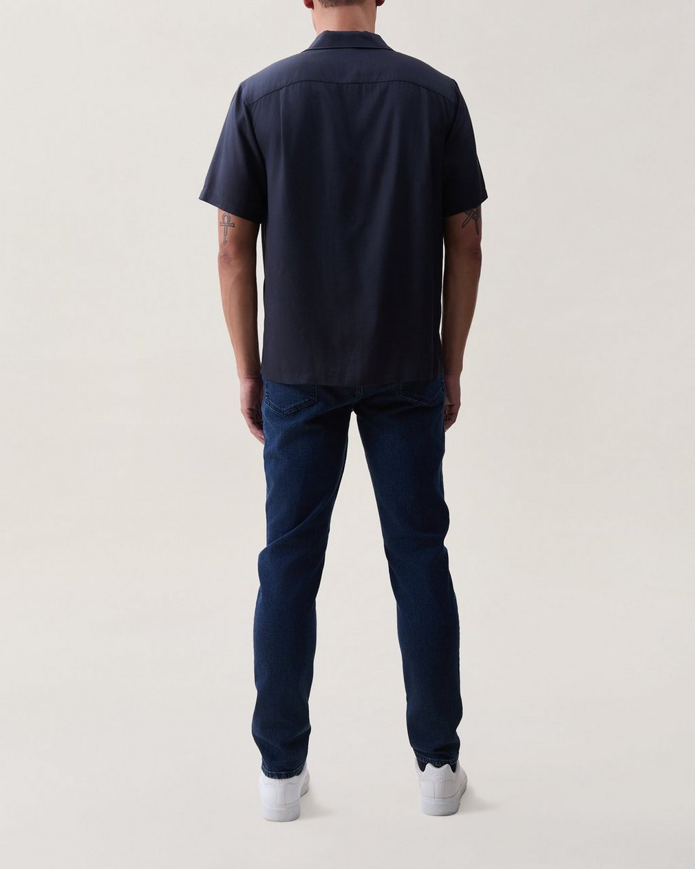 Alan Short-Sleeve Shirt - Black - Image 2