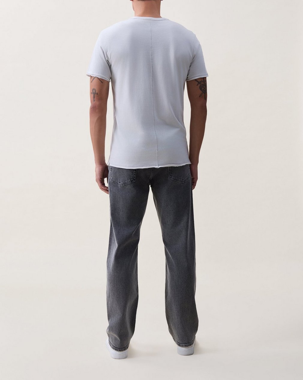 Matthew Pocket Tee - Natural Grey - Image 2