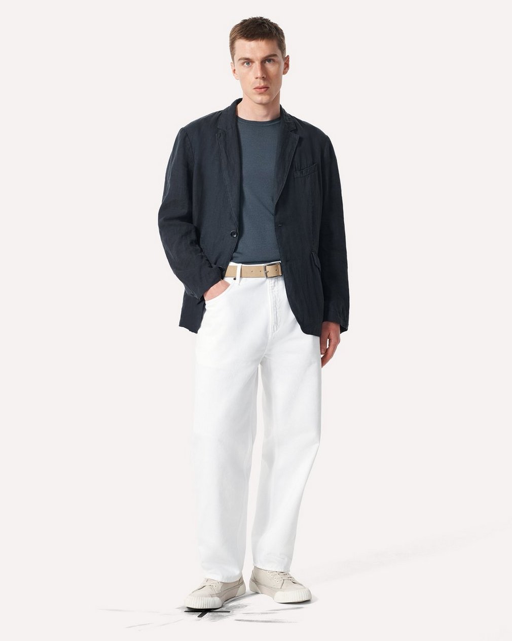 Butler Linen Blazer - Black - Image 3
